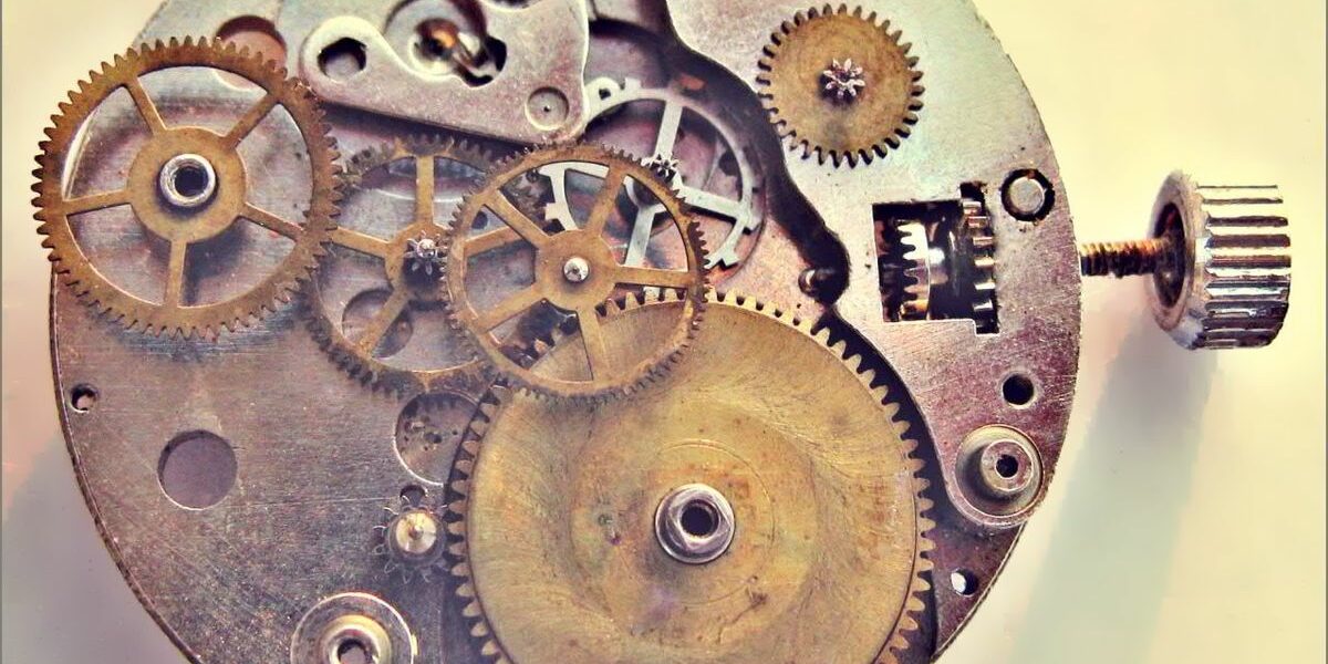 1200px-Old_Time_Machine